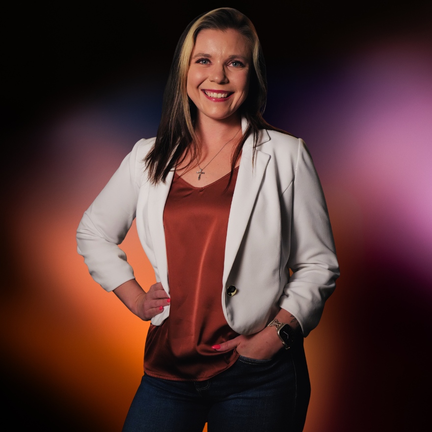 Portrait of Jenn Resler, J.M.